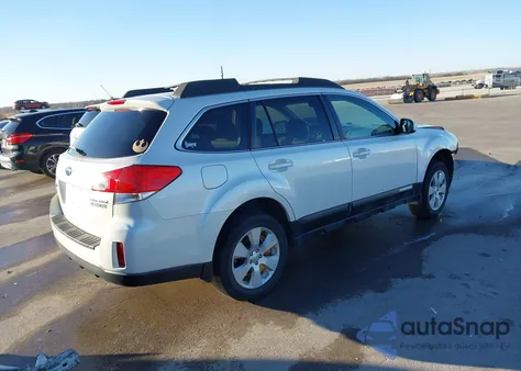 2011 Subaru Outback 2.5I Premium from USA, damaged, VIN 4S4BRCGC9B3386687